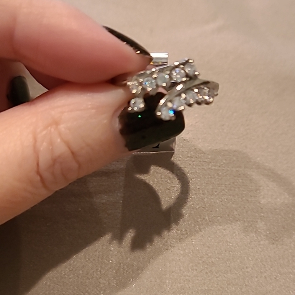 Cubic zirconia stainless steel multi stone ring - Picture 8 of 9